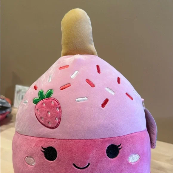 Squishmallows Pink Ice Cream with sprinkles Stuffed Animal Pama - Picture 5 of 7